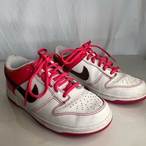 Nike Youth Size 6 Pink and Brown and Orange